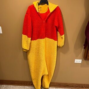 DISNEY Winnie the Pooh onesie